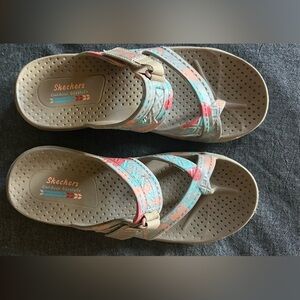 Skecher sandals